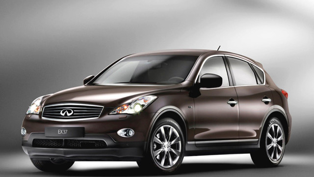 immagine automobile infiniti qx50