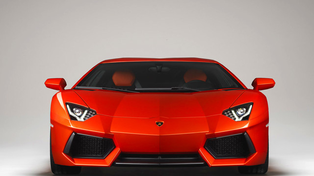 immagine automobile lamborghini aventador-coupe