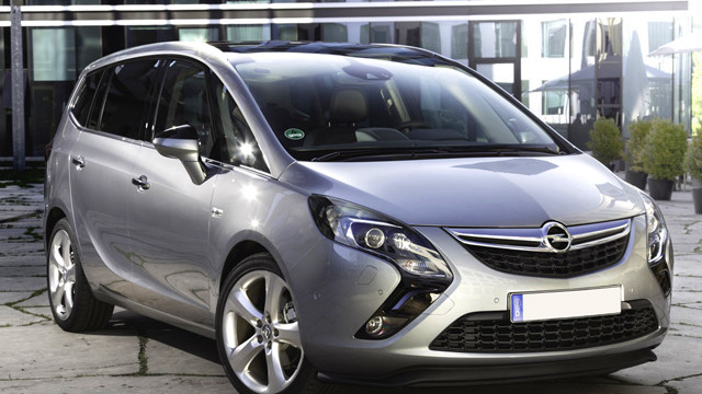 immagine automobile opel zafira-tourer