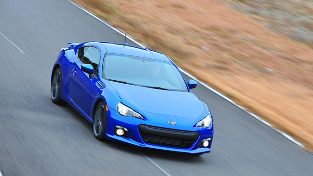 immagine automobile subaru brz