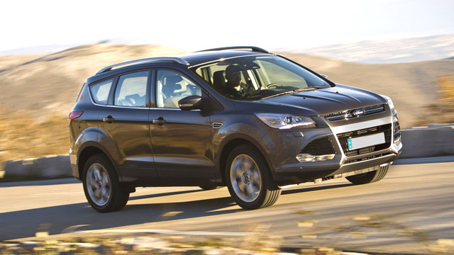 immagine automobile ford kuga