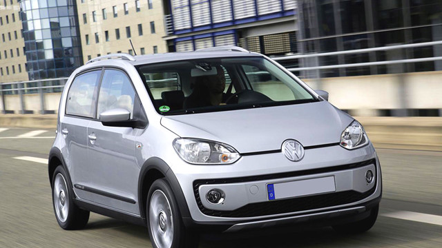 immagine automobile volkswagen up