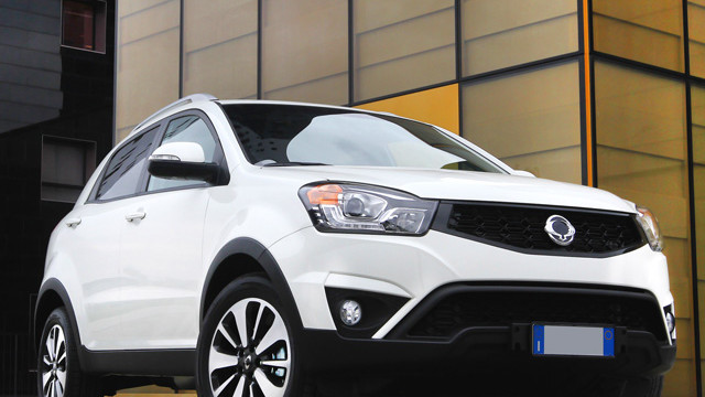 immagine automobile ssangyong korando