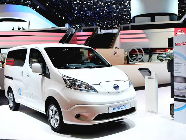 immagine automobile nissan e-nv200