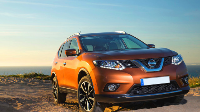 immagine automobile nissan x-trail