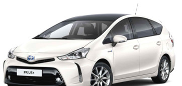 immagine automobile toyota prius-7-posti