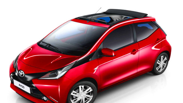 immagine automobile toyota aygo