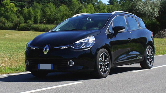 immagine automobile renault clio-station