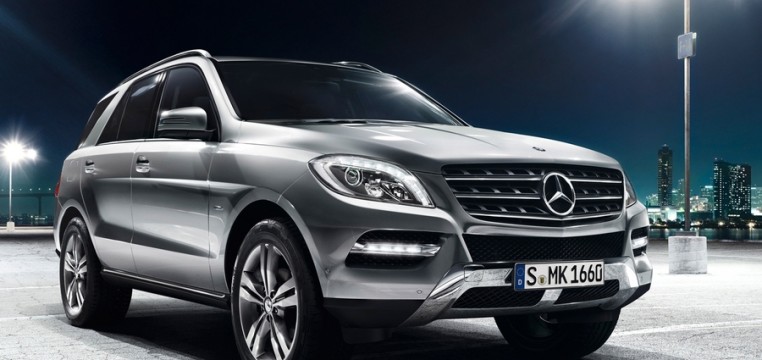 immagine automobile mercedes ml