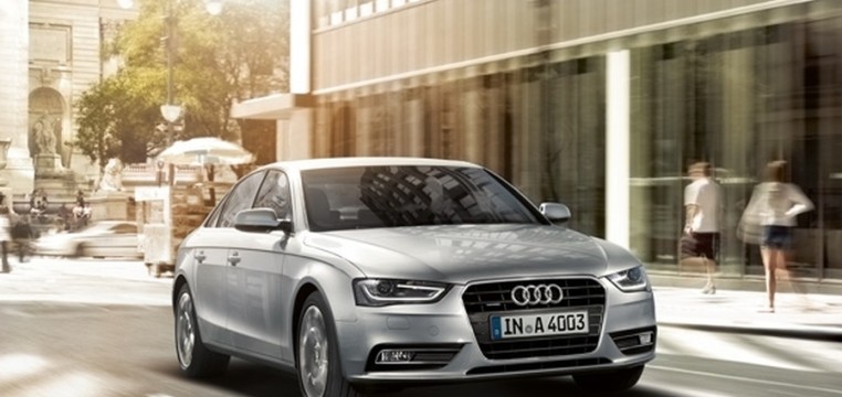 immagine automobile audi a4-berlina