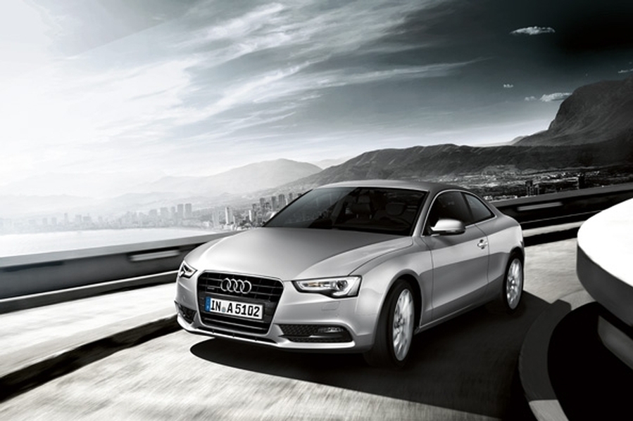 immagine automobile audi a5-coupe