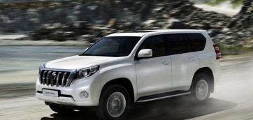 immagine automobile toyota land-cruiser-5p