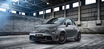 immagine automobile abarth 695