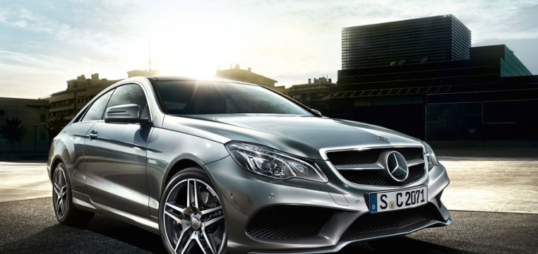 immagine automobile mercedes classe-e-coupe